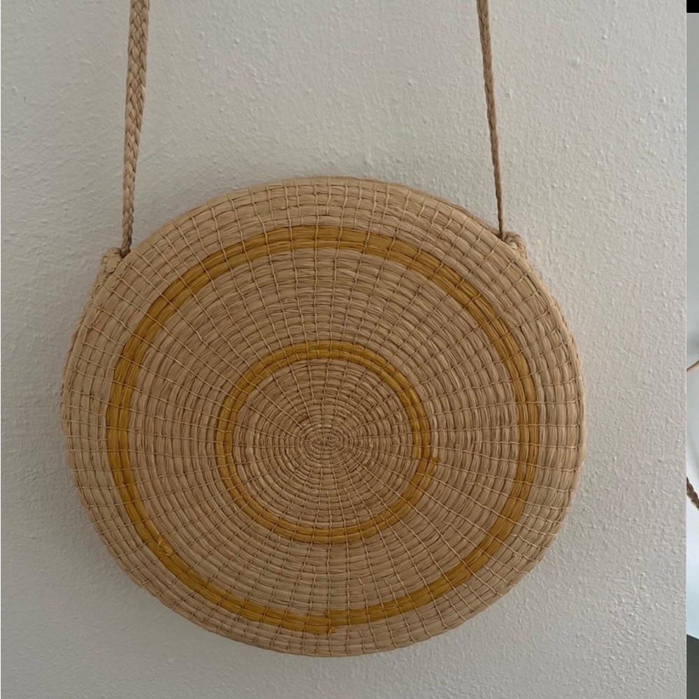 Vintage round straw bag handmade circle wicker woven basket